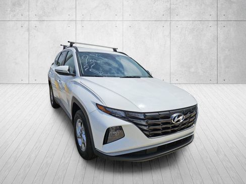 Used 2023 Hyundai Tucson SEL AWD/4WD image 3