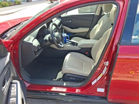 Used 2023 Honda Accord Touring image 8
