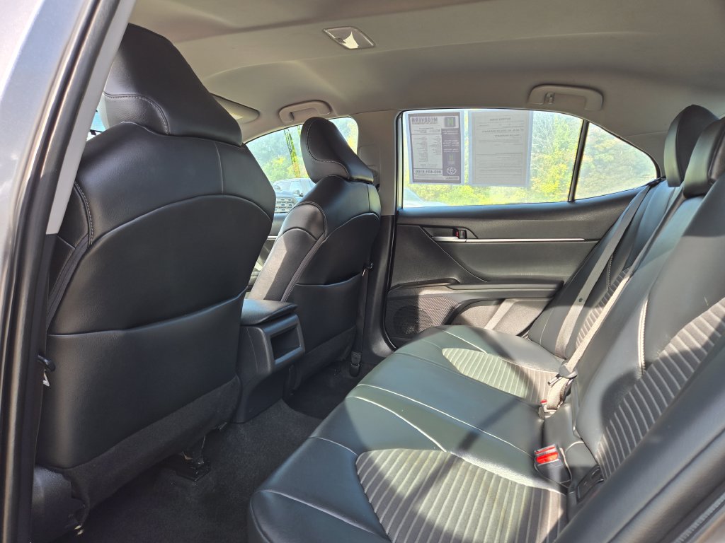 Used 2023 Toyota Camry SE FWD image 15