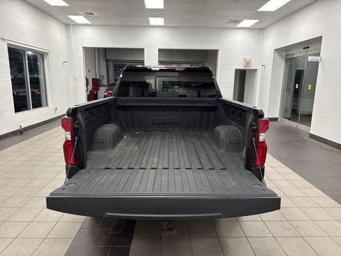 Used 2022 Chevrolet Silverado 1500 High Country w/ Safety Package II AWD/4WD image 11