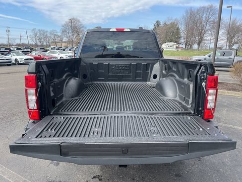 Used 2020 Ford F350 XLT w/ FX4 Off-Road Package AWD/4WD image 12