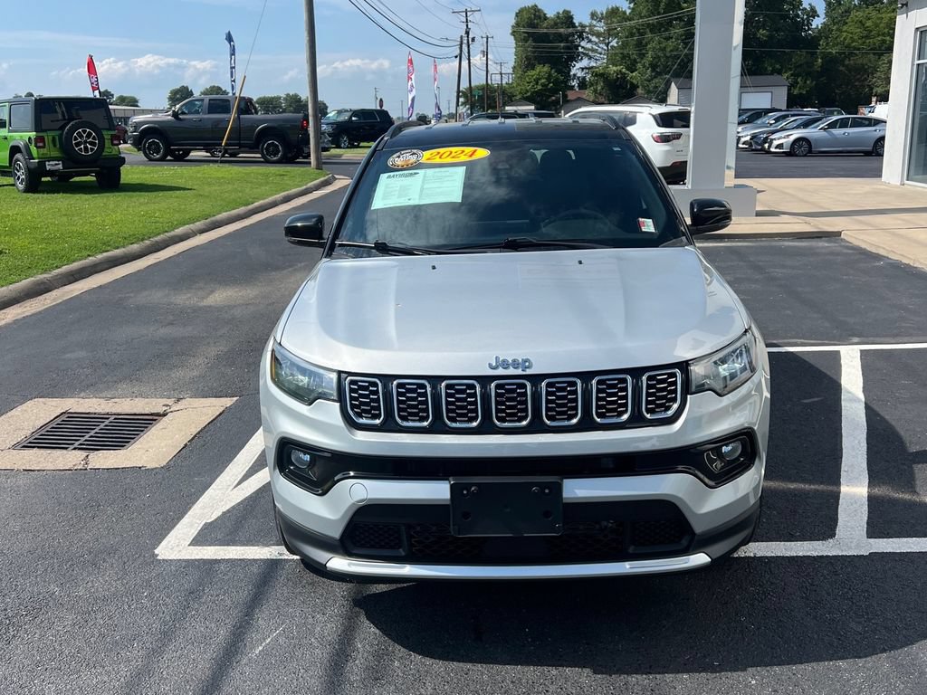 Used 2024 Jeep Compass Limited AWD/4WD image 6