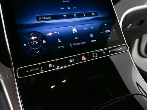 Certified 2025 Mercedes-Benz GLC 300 4MATIC image 14