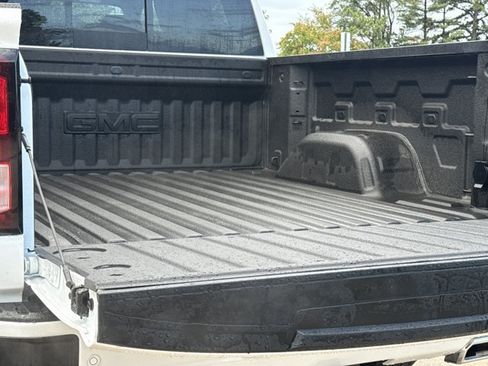 New 2026 GMC Sierra 1500 Elevation w/ Elevation Premium Package AWD/4WD image 11