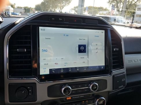 Used 2022 Ford F450 Lariat w/ Chrome Package image 24