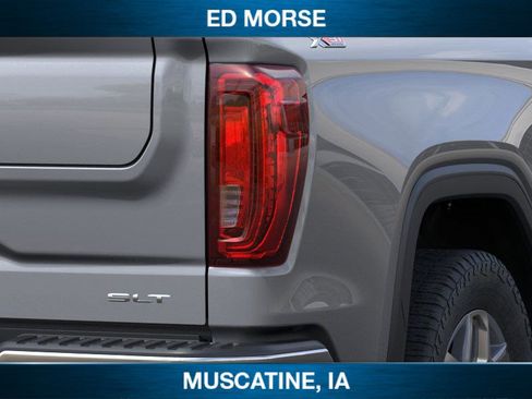 New 2026 GMC Sierra 1500 SLT image 11