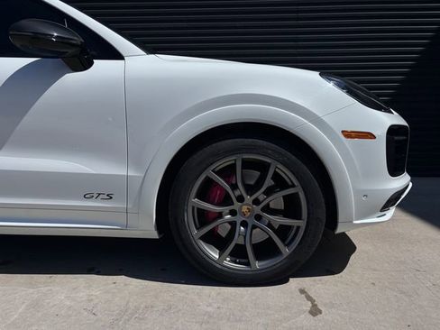 Certified 2023 Porsche Cayenne GTS AWD/4WD image 11