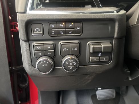 New 2025 Chevrolet Tahoe LT w/ Advanced Technology Package image 21