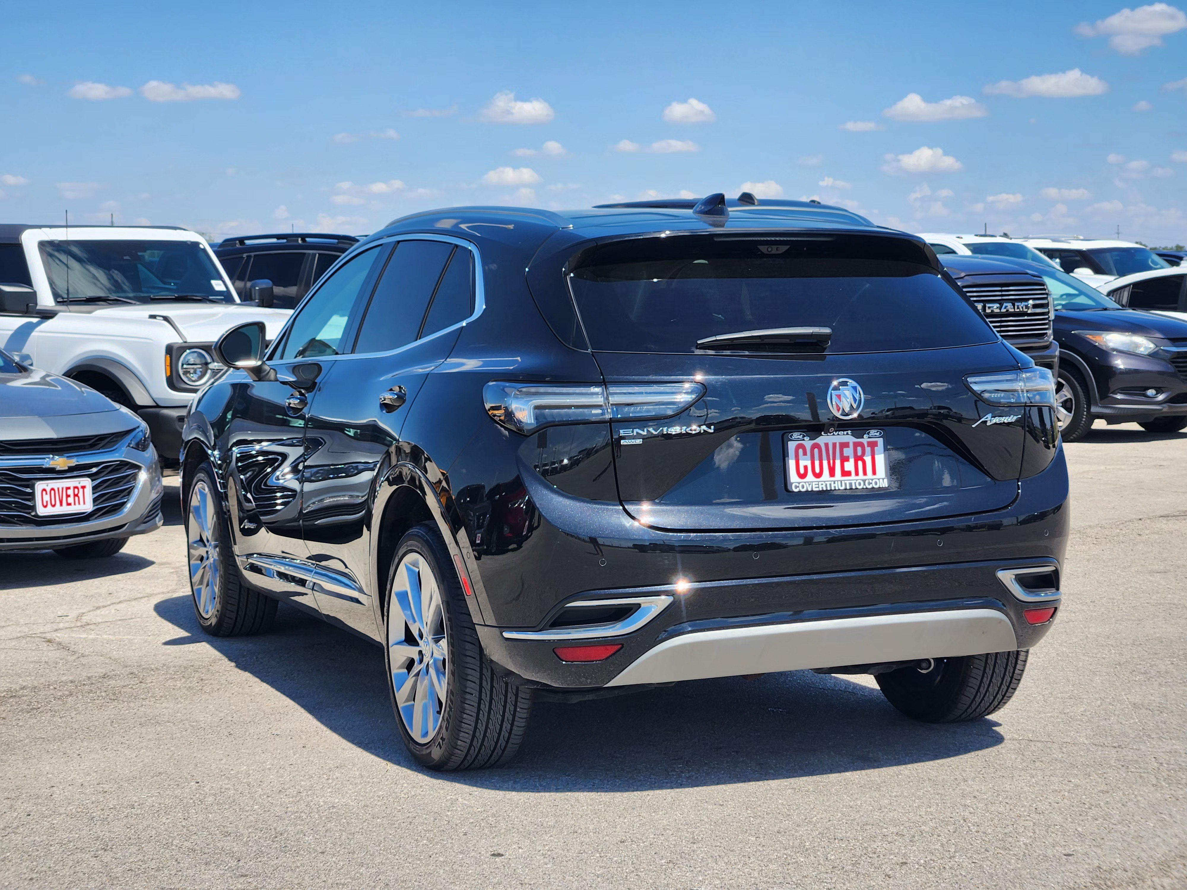 Used 2023 Buick Envision Avenir AWD/4WD image 5