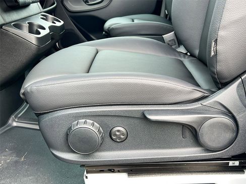 New 2026 Mercedes-Benz Sprinter 2500 image 17