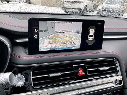 Used 2025 Genesis G70 2.5T w/ Sport Prestige Package image 14