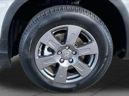 Used 2020 Honda Ridgeline RTL-E image 11