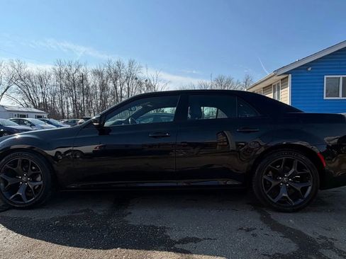 Used 2021 Chrysler 300 S image 9