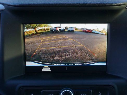 Used 2019 GMC Terrain SLE w/ Driver Convenience Package AWD/4WD image 18