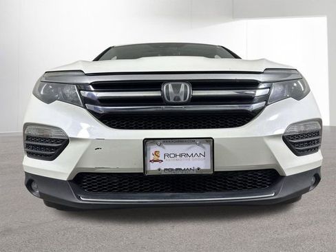 Used 2017 Honda Pilot Touring image 27