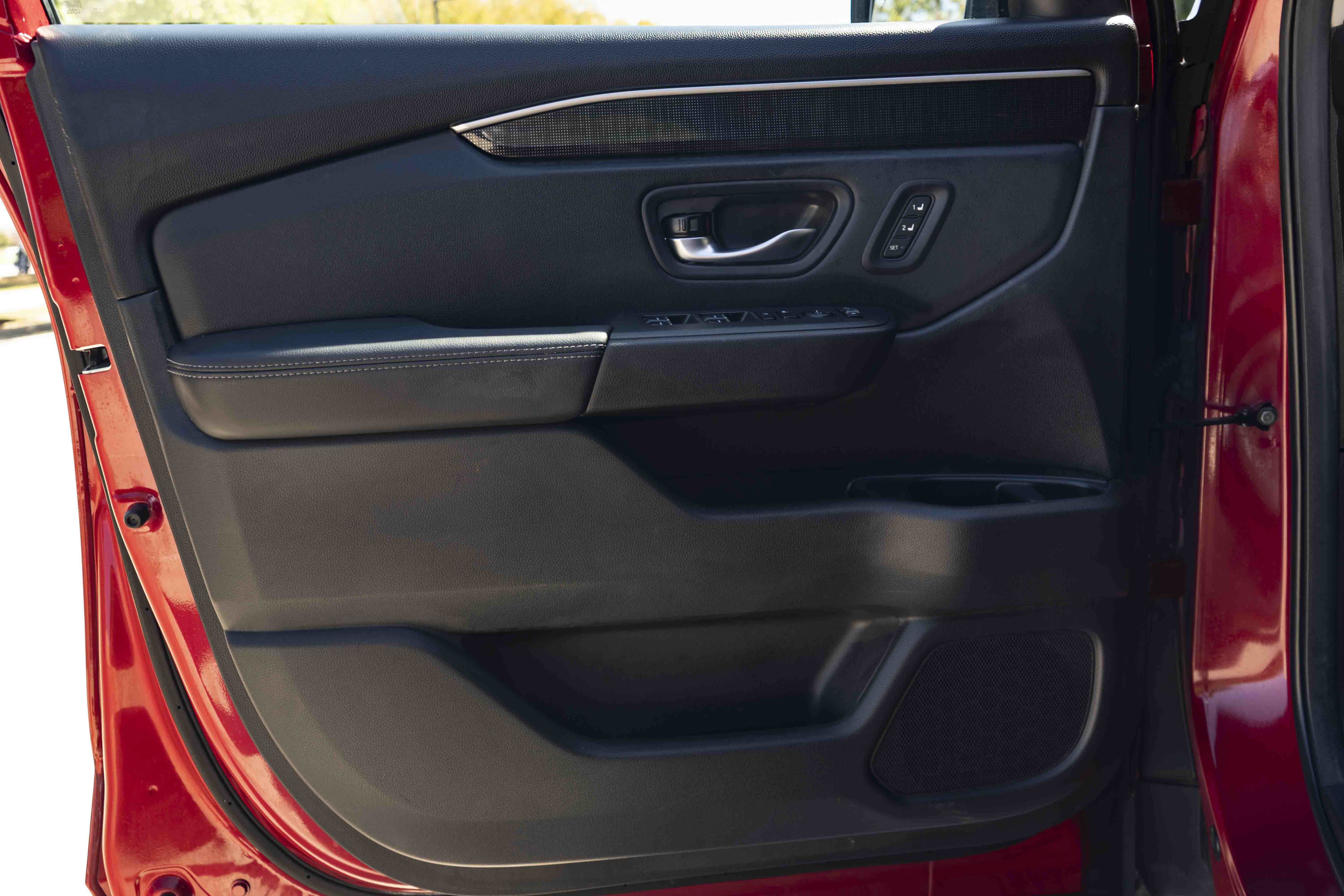 Certified 2025 Honda Pilot Elite image 37