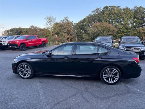 Used 2018 BMW 750i xDrive AWD/4WD image 6