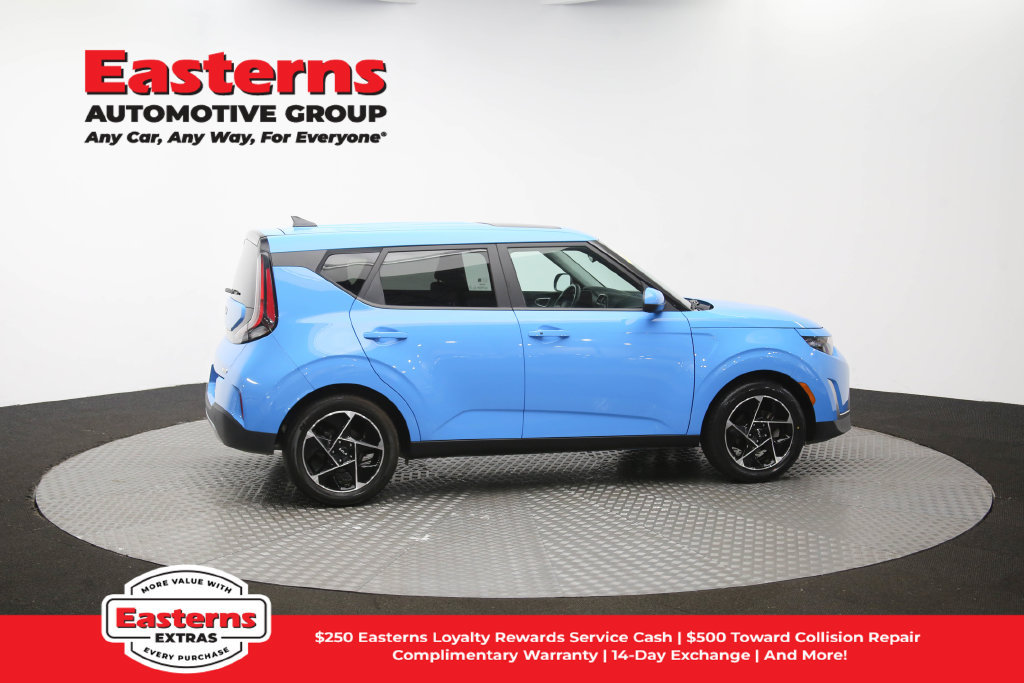 Used 2023 Kia Soul EX FWD image 48