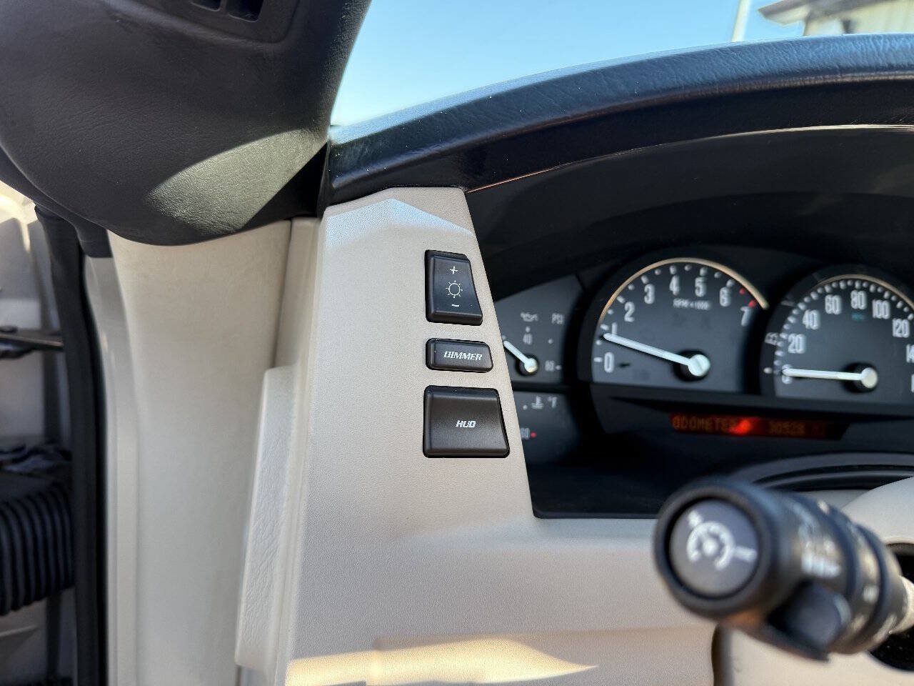 Used 2006 Cadillac XLR RWD image 81