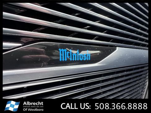 Used 2024 Jeep Grand Wagoneer L Series III AWD/4WD image 34