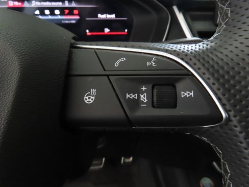 Used 2023 Audi SQ5 Premium Plus w/ Premium Plus Package image 18