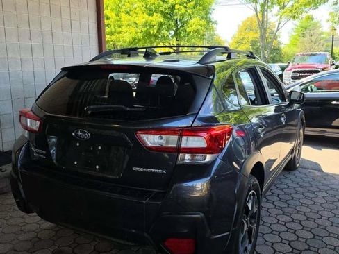 Used 2019 Subaru Crosstrek 2.0i Premium AWD/4WD image 2