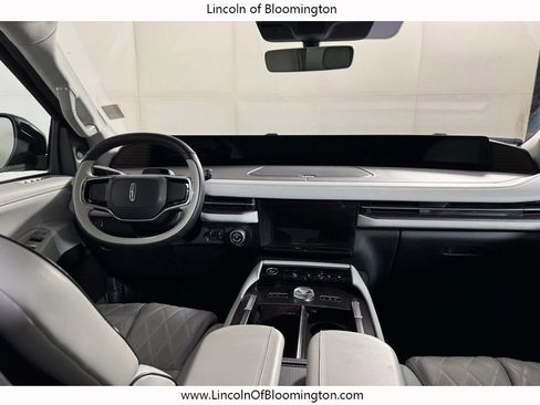 Certified 2025 Lincoln Navigator L Black Label w/ Black Label Special Edition AWD/4WD image 27