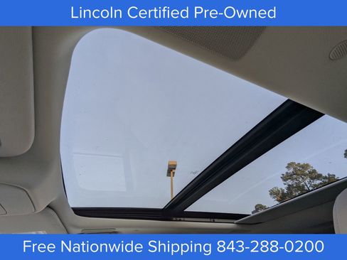 Certified 2025 Lincoln Navigator Reserve image 24