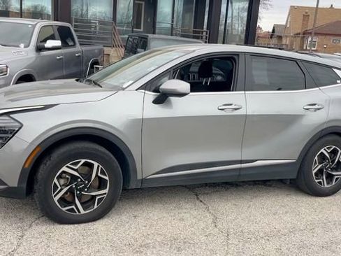 Used 2024 Kia Sportage LX image 18