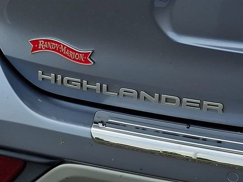 Used 2021 Toyota Highlander Platinum AWD/4WD image 30