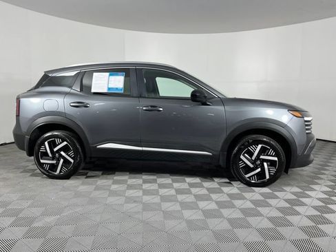 Used 2026 Nissan Kicks SV FWD image 13