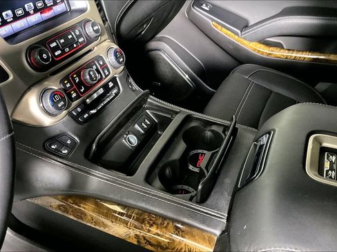 Used 2016 GMC Yukon Denali w/ Open Road Package RWD image 13