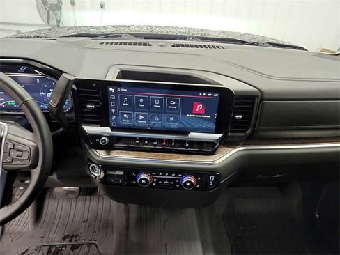 Used 2024 GMC Sierra 1500 Elevation image 23