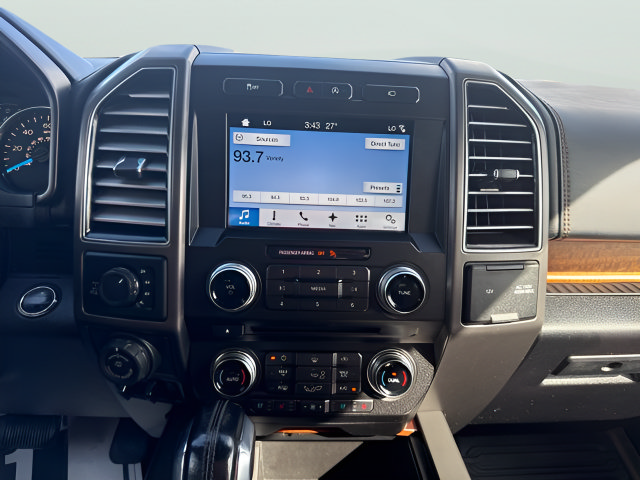 Used 2017 Ford F150 Limited AWD/4WD image 14