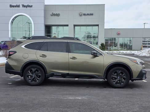 Used 2021 Subaru Outback Onyx Edition XT w/ Popular Package #2 image 4