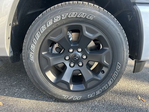 New 2026 RAM 1500 4x4 Crew Cab image 10