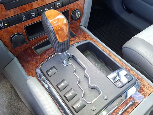 Used 2007 Jeep Grand Cherokee Overland image 14