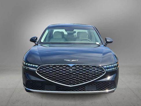 Used 2025 Genesis G90 3.5T image 3