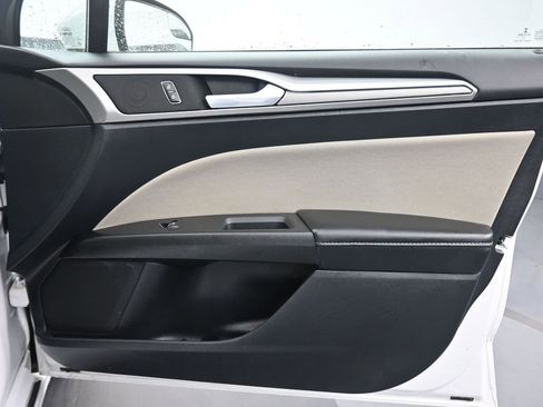 Used 2018 Ford Fusion S image 35