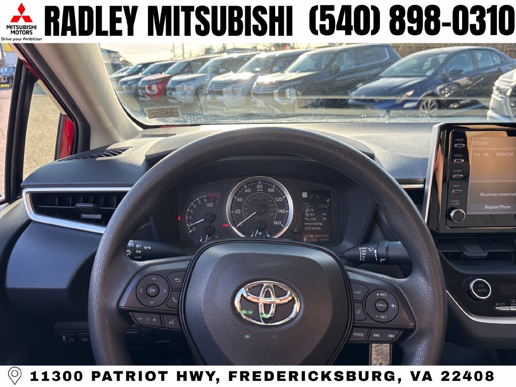 Used 2020 Toyota Corolla LE FWD image 6