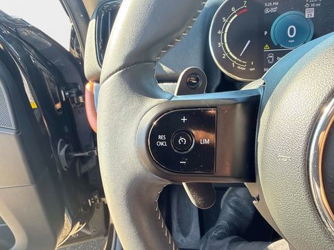 Used 2024 MINI Cooper Countryman S w/ Premium Package image 26