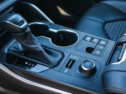 Certified 2023 Toyota Highlander XSE image 20