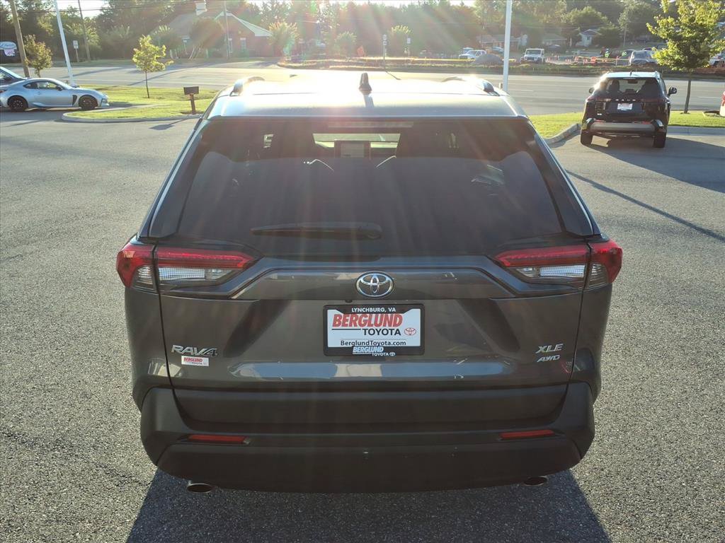 Used 2023 Toyota RAV4 XLE w/ Convenience Package AWD/4WD image 11