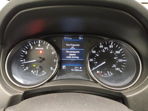 Used 2020 Nissan Rogue SV AWD/4WD image 23