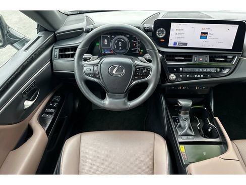 Used 2023 Lexus ES 300h w/ Premium Package FWD image 16