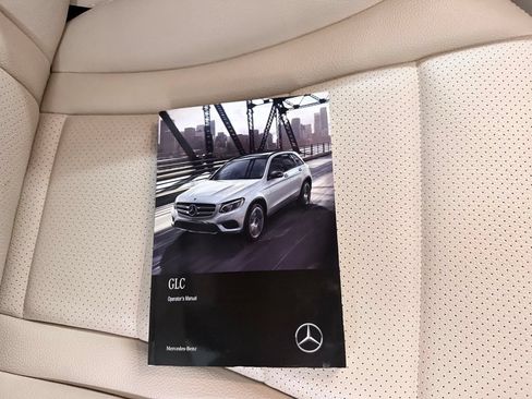 Used 2019 Mercedes-Benz GLC 300 image 43