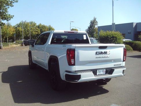 Used 2025 GMC Sierra 1500 Elevation AWD/4WD image 3