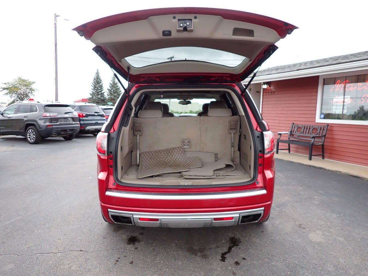 Used 2013 GMC Acadia Denali AWD/4WD image 5