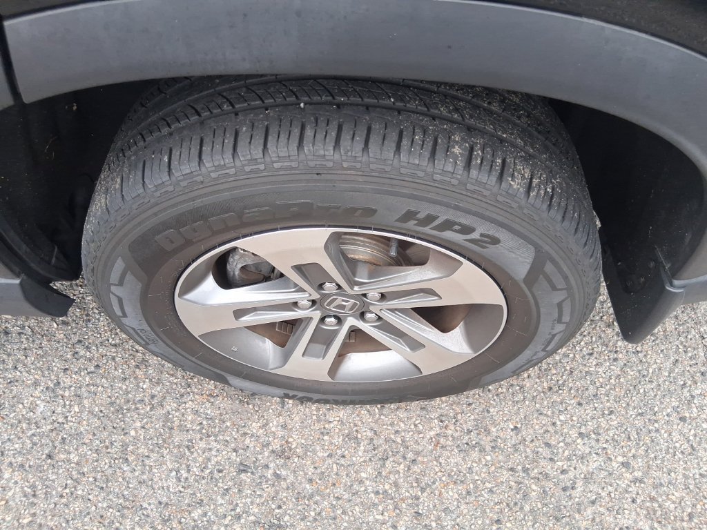 Used 2025 Honda Pilot EX-L image 7