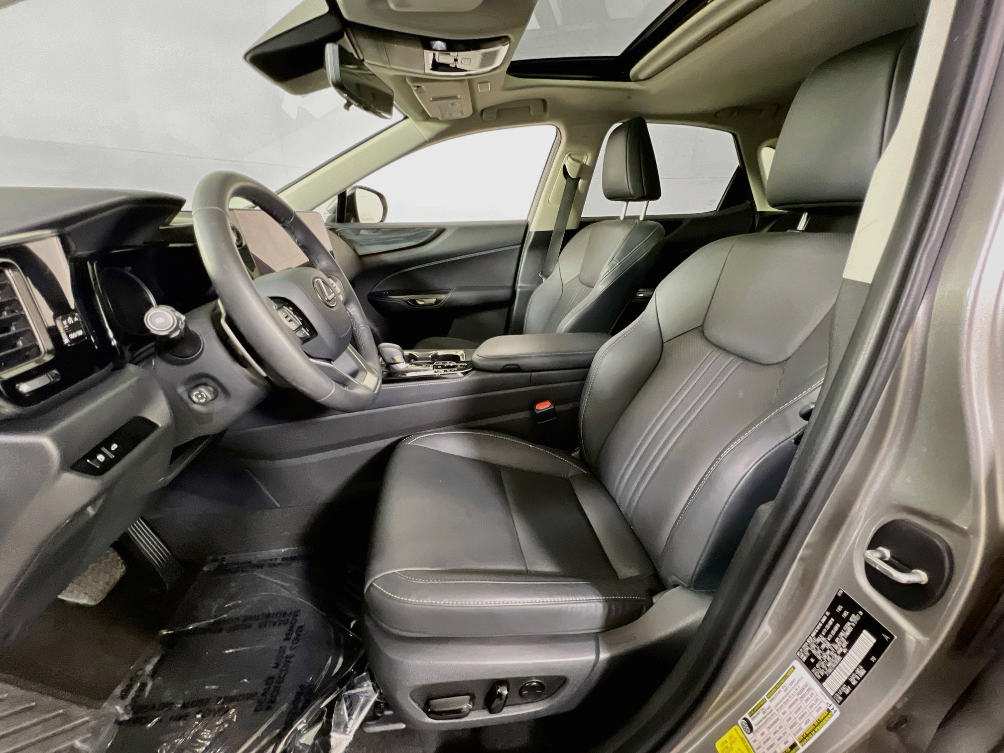 Used 2025 Lexus NX 350 AWD w/ Accessory Package (2T) image 21